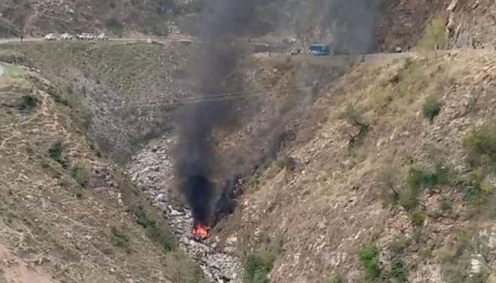 شانگلہ میں خودکش حملہ، 5چینی باشندوں سمیت 6افراد ہلاک