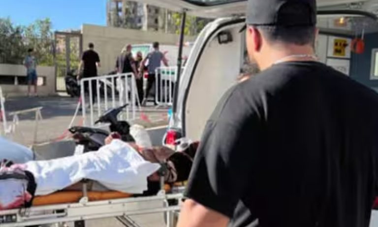 لبنان پراسرائیل کا بڑا وار، لبنان پیجر دھماکوں سے گونج اٹھا،9جان بحق،3ہزار زخمی
