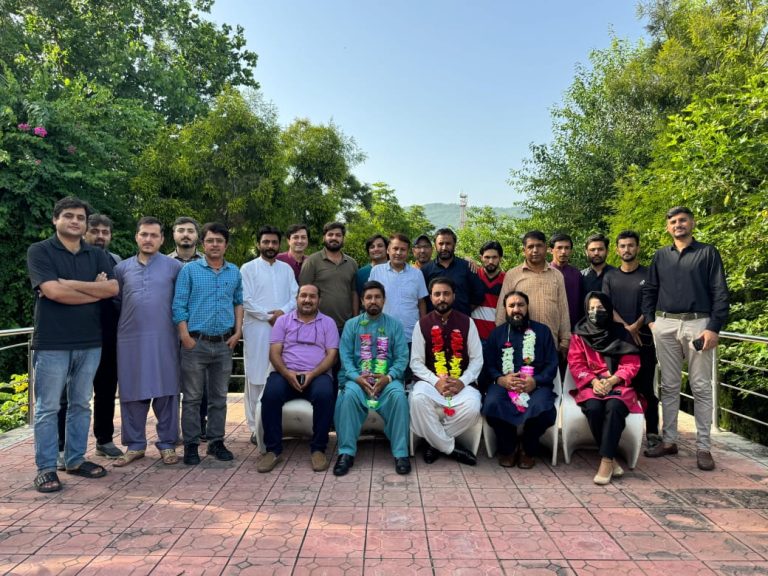 گلگت بلتستان جرنلسٹ فورم کی نئی کابینہ کا اعلان،عاقل باقری صدرمنتخب