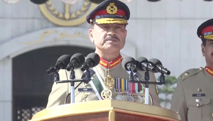 مایوسی کے بادل چھٹ چکے،معیشت کے تمام اعشاریے مثبت ہیں،اگلے برس تک مزید بہتر ہوں گے:آرمی چیف