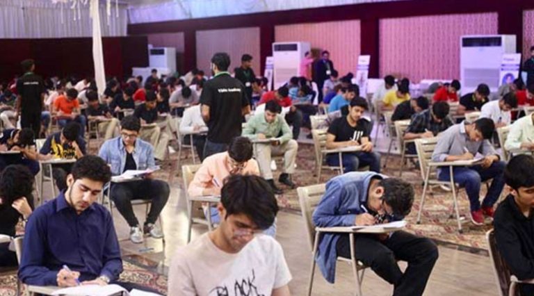 کیمبرج کا پاکستانی طلبہ کے لیے اہم اقدام، جوابی کاپیاں آن لائن دستیاب