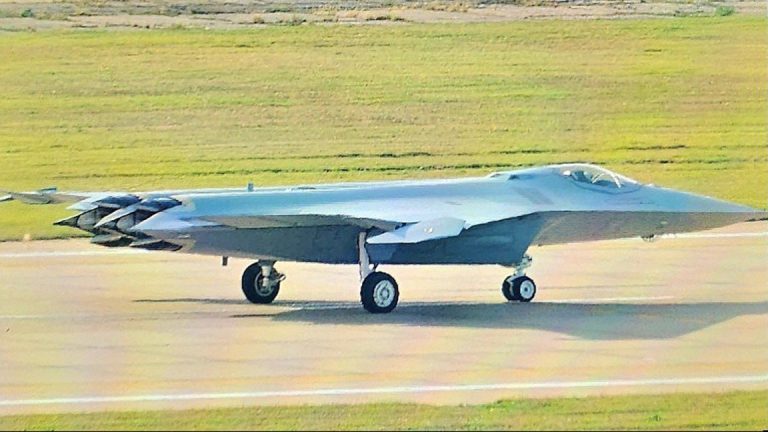 چینی چھٹی نسل کے جہاز J50 کی کچھ نئی تصاویر منظرعام پر