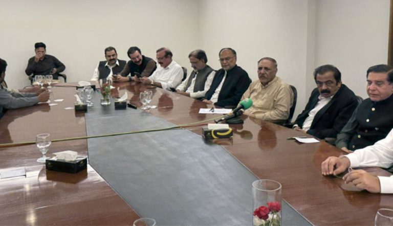 حکومتی مذاکراتی کمیٹی اور عوامی ایکشن کمیٹی کے درمیان معاہدہ طے پا گیا۔