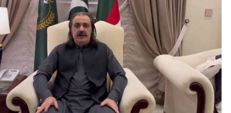 محسن نقوی نے سی ڈی ایف سے رجوع کرتے ہوئے عمران خان کی رہائی کا مطالبہ کیا،علی امین گنڈاپور