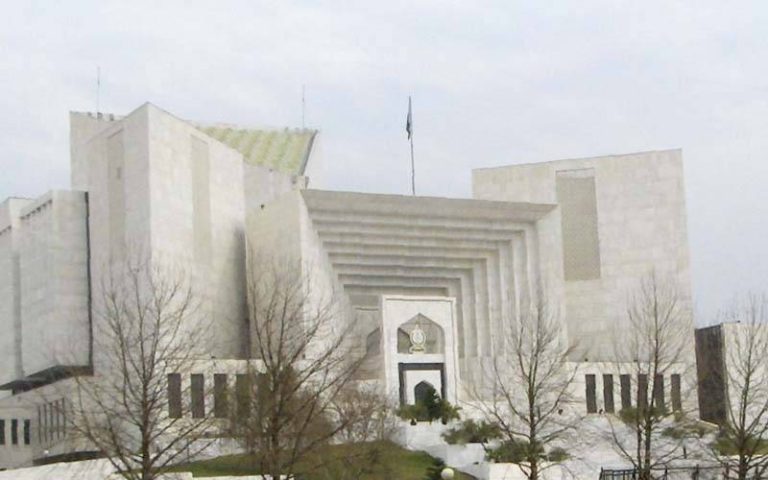 ٹیکس 18ماہ کی سٹیٹمنٹ پر لگے یا 12ماہ پر؟سپریم کورٹ کا ایف بی آر حکام سے استفسار