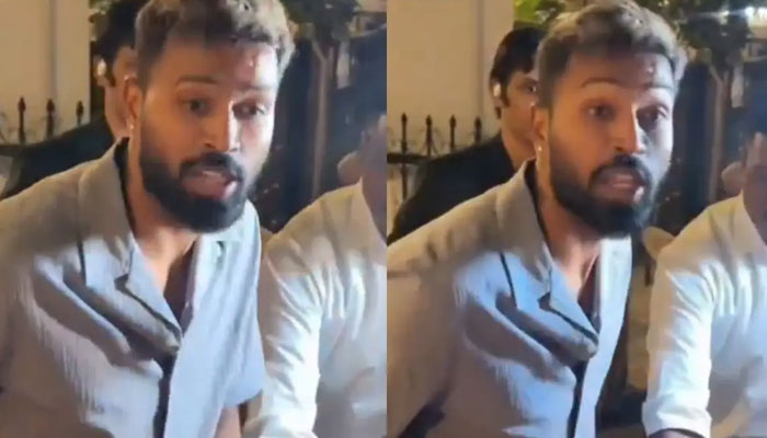 سیلفی لینے سے انکار پر مداح ہاردک پانڈیا پر برہم، کہا ’بھاڑ میں جا‘