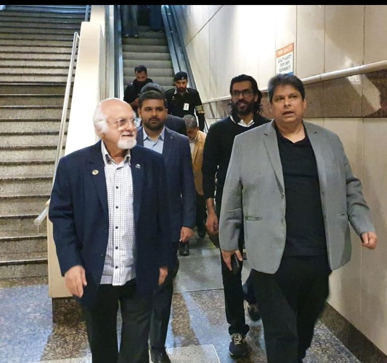 ٹی ٹوئنٹی ورلڈکپ: بائیکاٹ معاملہ، آئی سی سی کے ڈپٹی چیئرمین پاکستان پہنچ گئے
