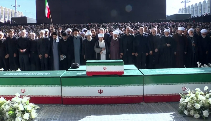 شہید ایرانی سپریم لیڈر آیت اللہ سید علی خامنہ ای کی نماز جنازہ ادا کردی گئی